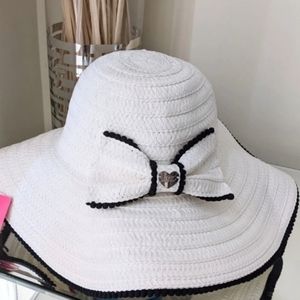 Betsey Johnson Sunhat with bow
